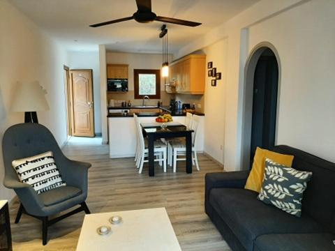 Ferienwohnung Skeleas 10 Pissouri Exterior foto