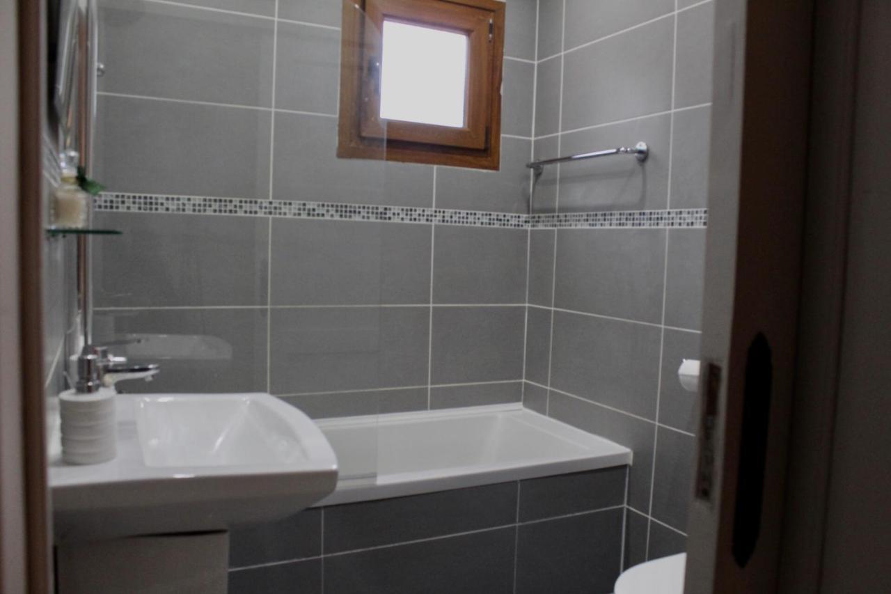 Ferienwohnung Skeleas 10 Pissouri Exterior foto